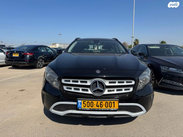 מודעת רכב מרצדס-בנץ GLA