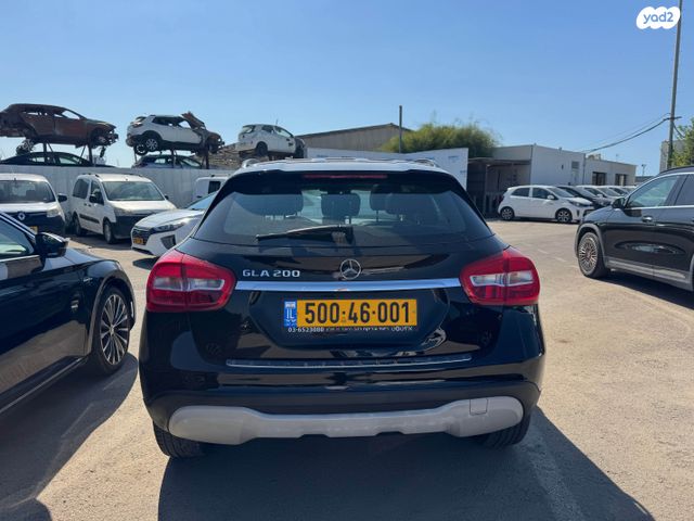 מודעת רכב מרצדס-בנץ GLA 2