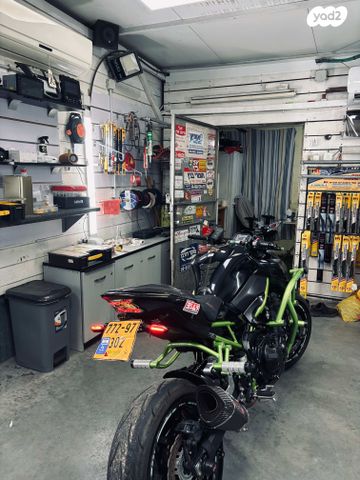 קאוואסאקי Z900