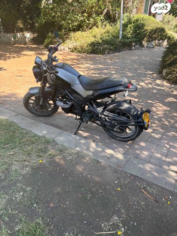 בנלי LEONCINO250