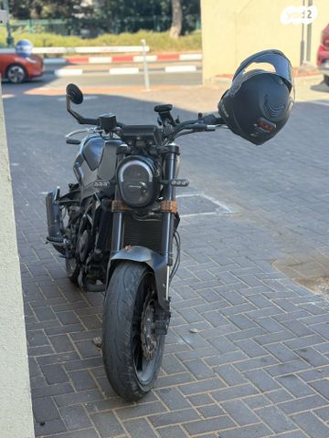 מודעת רכב בנלי LEONCINO250