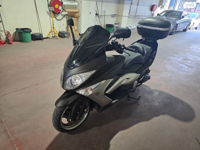 ימאהה T-Max 500