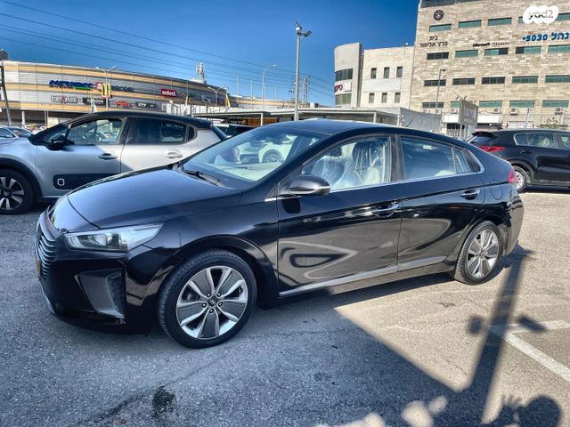 יונדאי איוניק