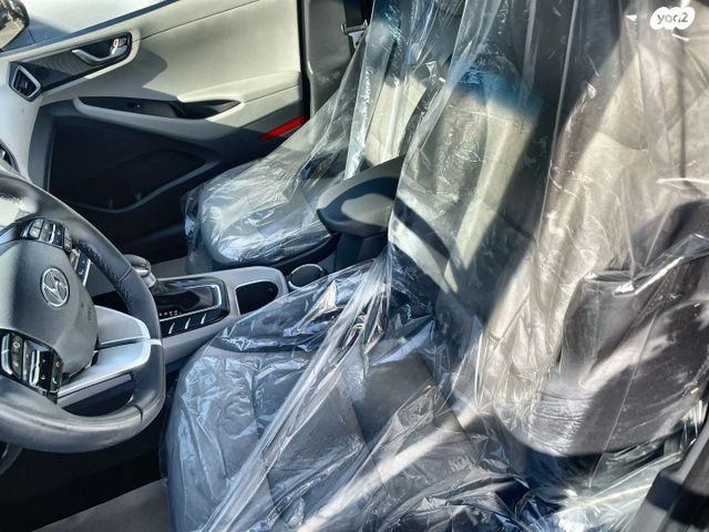 יונדאי איוניק