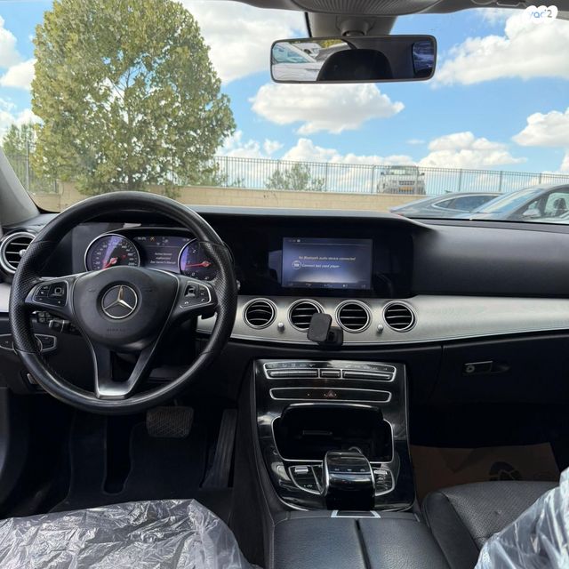 מרצדס-בנץ E-class