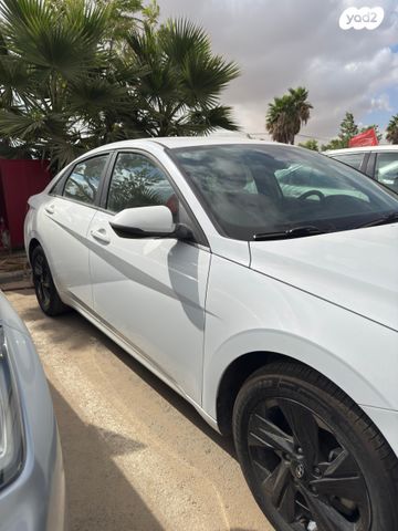 יונדאי אלנטרה