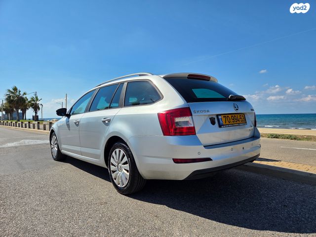 סקודה אוקטביה