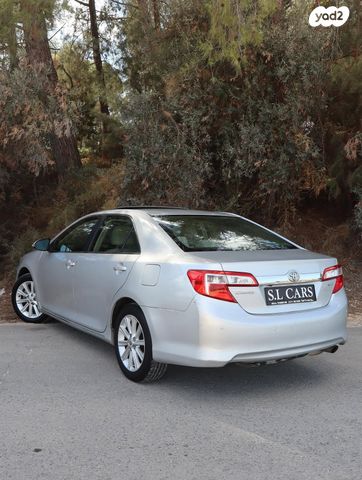 טויוטה קאמרי