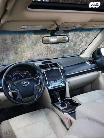 טויוטה קאמרי