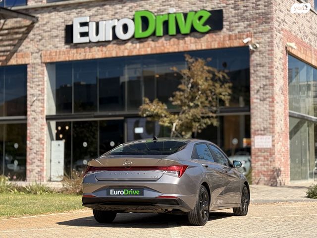 יונדאי אלנטרה