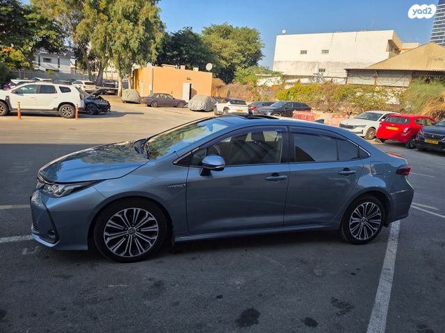 טויוטה קורולה