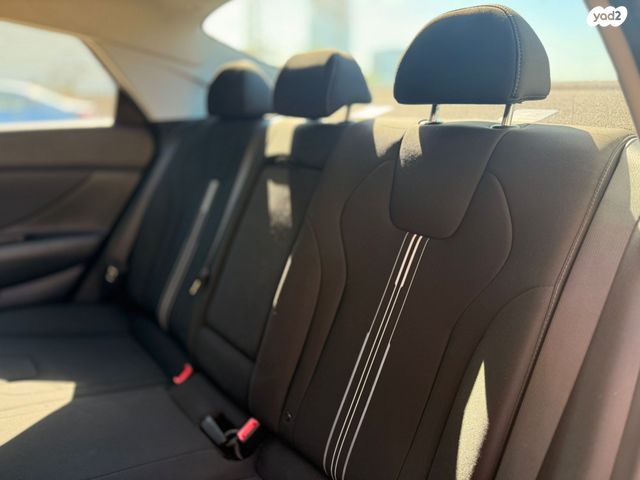 יונדאי אלנטרה