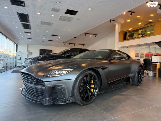 מודעת רכב אסטון מרטין DB11
