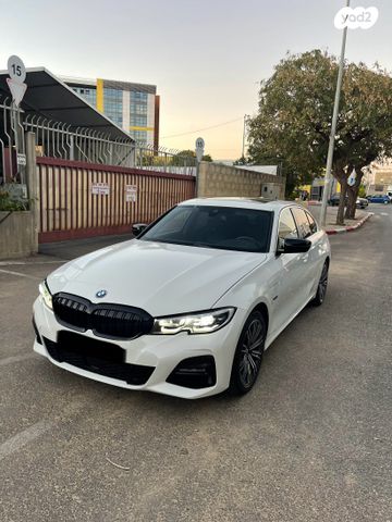 מודעת רכב ב מ וו סדרה 3