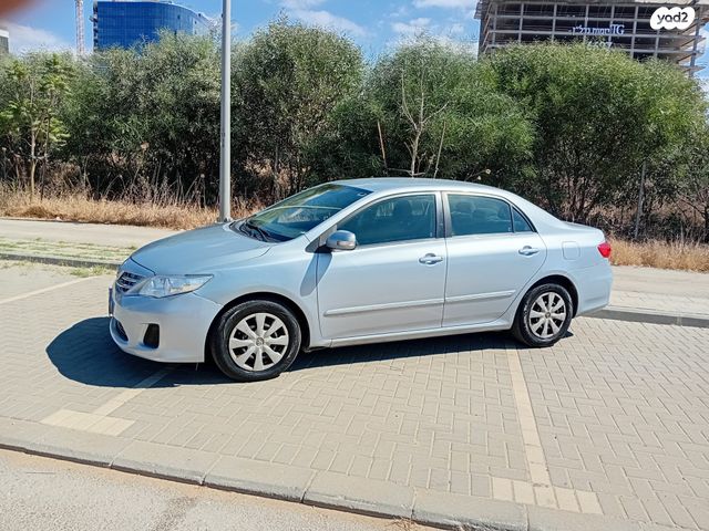 מודעת רכב טויוטה קורולה