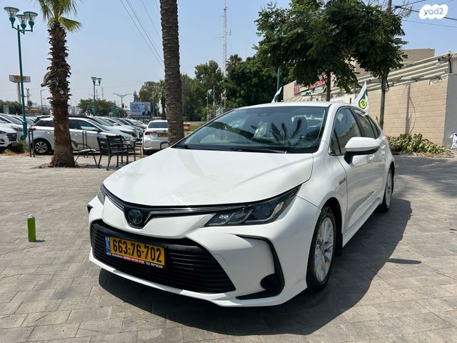 מודעת רכב טויוטה קורולה