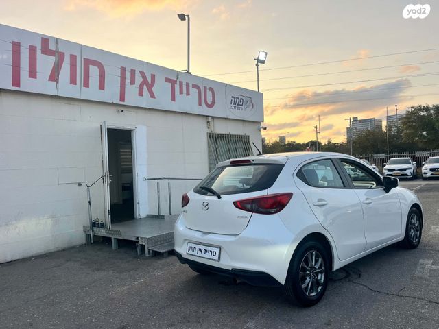 מאזדה 2
