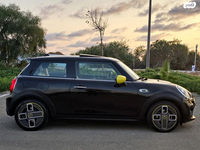 מיני קופר SE (חשמלית)