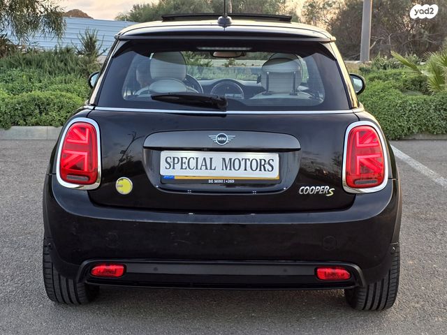 מיני קופר SE (חשמלית)