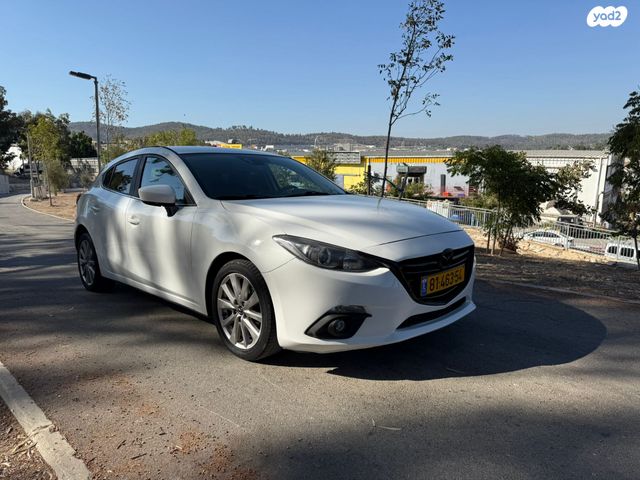 מאזדה 3