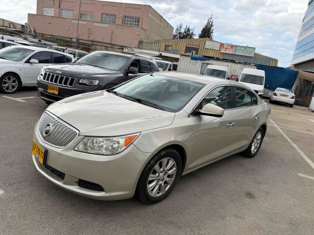 ביואיק לה-קרוס