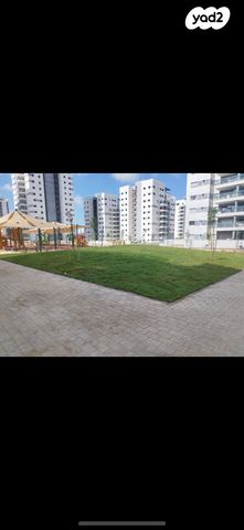 דירה, ליבנה 30, יצחק שמיר, נהריה