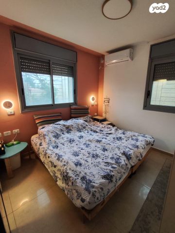 דירת גן, שלדג 2, סנסן, צור הדסה