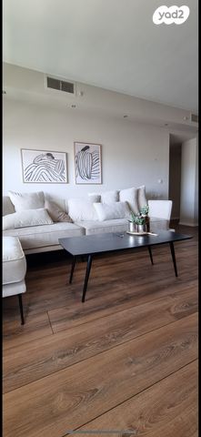 דירה, הקוקיה 25, נווה הדרים, ראשון לציון