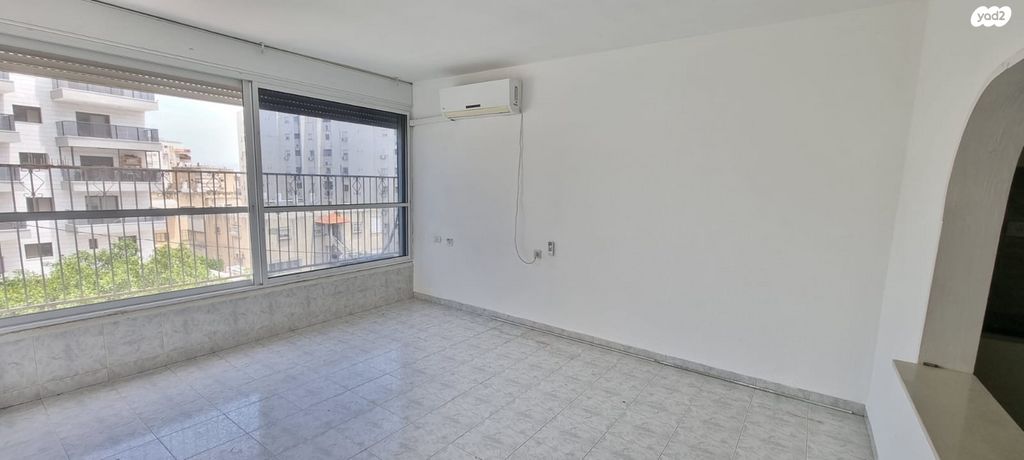 דירה, יהודה הנשיא 12, אחוזת כנרת, טבריה