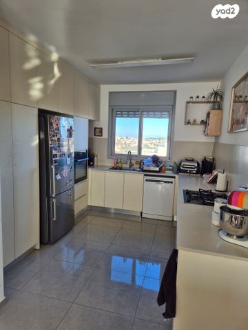 דירה, שלדג 13, סנסן, צור הדסה