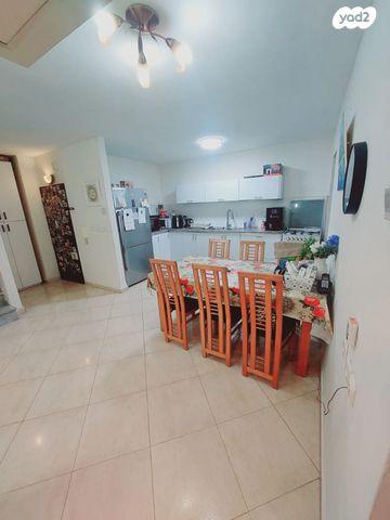 דופלקס, אבן גבירול 6, נווה אלון, עכו