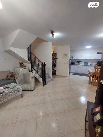 דופלקס, אבן גבירול 6, נווה אלון, עכו