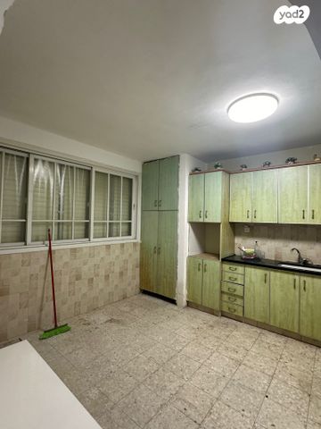 דירה, רוגוזין 61, רובע ד', אשדוד