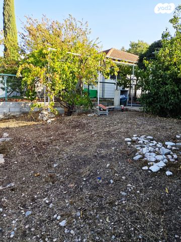 דו משפחתי, זמיר 461, מרום כנען איביקור, צפת