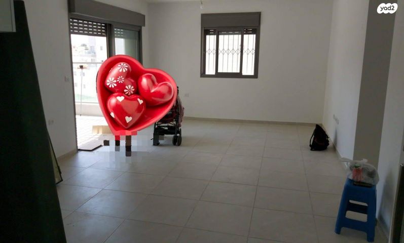 דירה, חסידה 2, הציפורים, מודיעין מכבים רעות