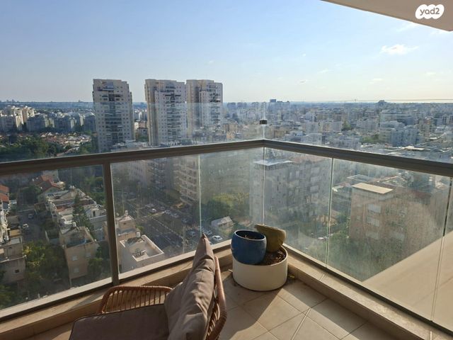 דירה, שלמה אלירז 1, רמב"ם, ראשון לציון