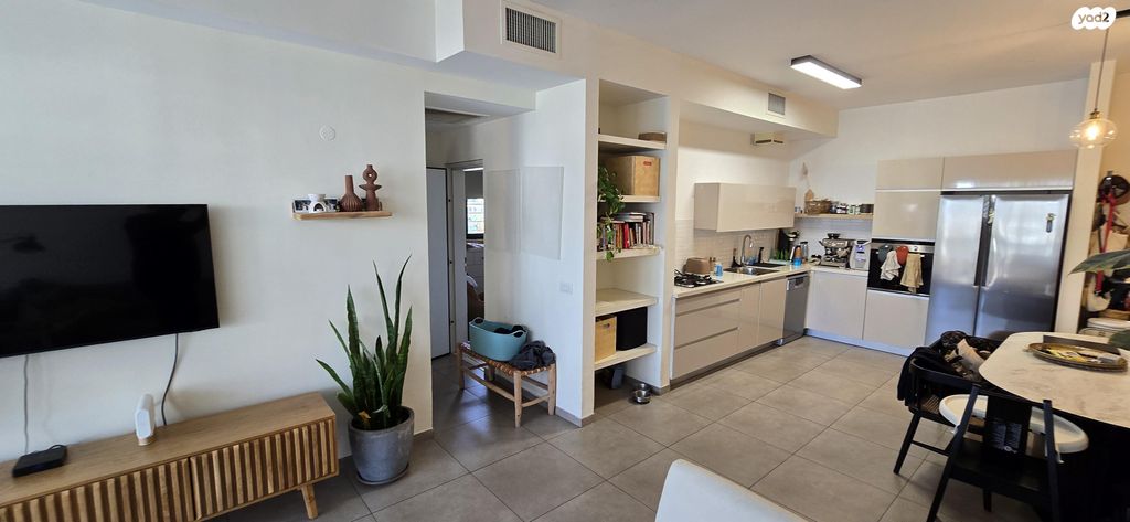 דירה, חיים בן עטר 21, גבעת הרצל, אזור המלאכה יפו, תל אביב יפו