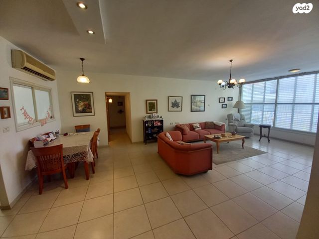 דירה, בן גוריון 15, מרכז, כפר סבא