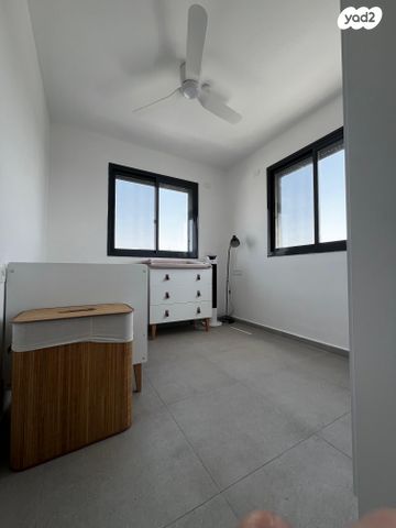 דופלקס, יוסף אהרונוביץ' 43, שיכון ותיקים, חולון