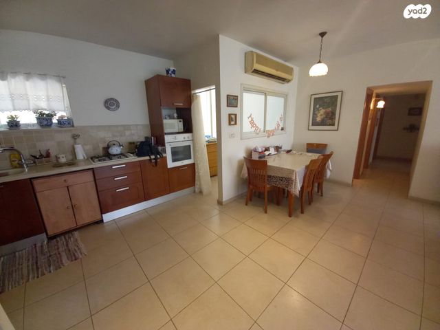 בן גוריון 15