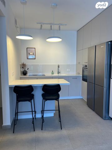 דופלקס, יוסף אהרונוביץ' 43, שיכון ותיקים, חולון