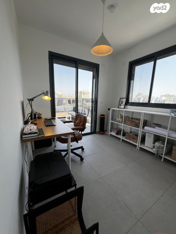 דופלקס, יוסף אהרונוביץ' 43, שיכון ותיקים, חולון