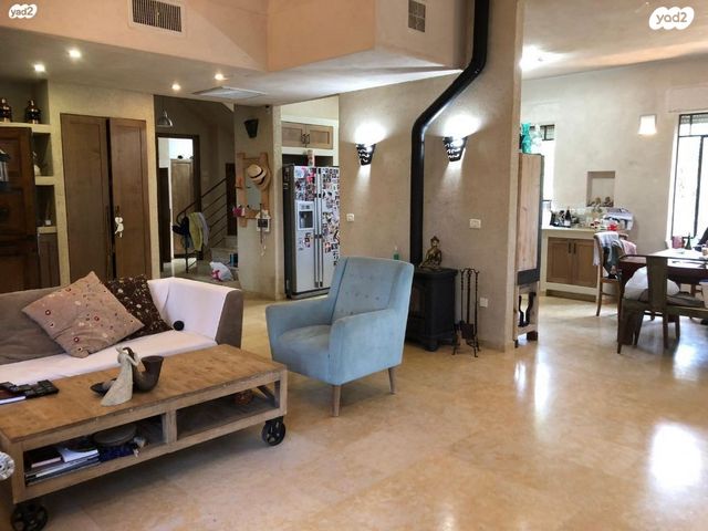 בית פרטי/ קוטג', הנורית 11, צורן, קדימה צורן