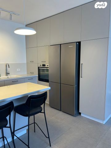 דופלקס, יוסף אהרונוביץ' 43, שיכון ותיקים, חולון