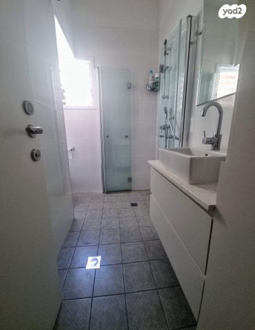 דירה, בנימין זאב באכר 20, תל חיים, תל אביב יפו