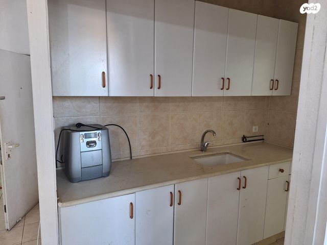 דירה, הרצל 140, ג' / מרכז מזרח העיר, רחובות