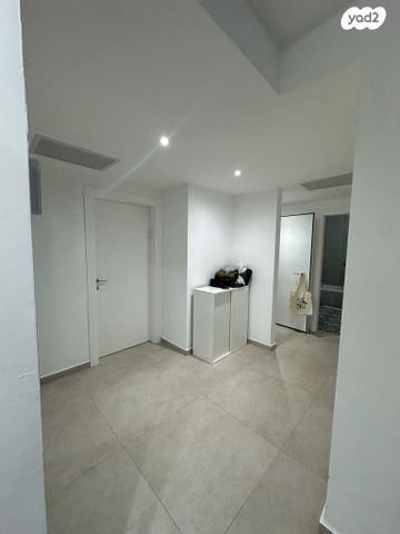 דירה, הרב אבא אבוחצירה 29, שדרות בפארק, שדרות