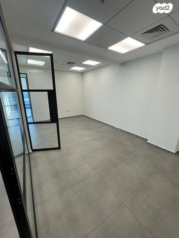 משרדים, מפי 5, אזור תעשיה ספיר, נתניה