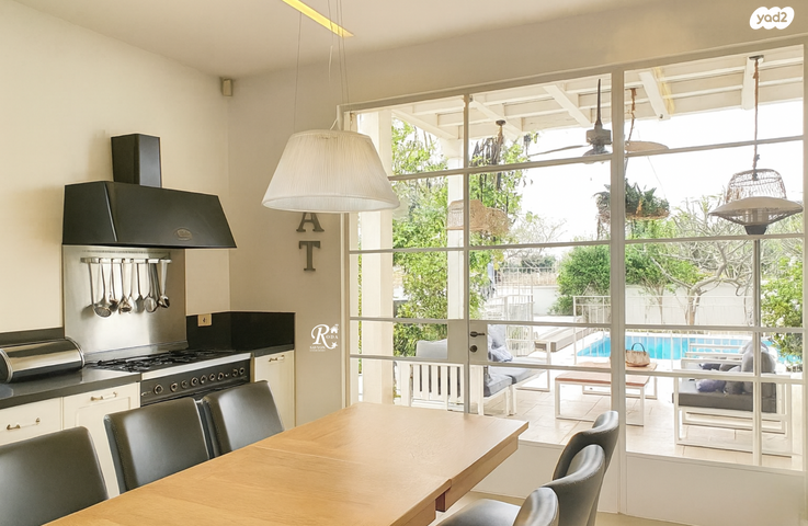 בית פרטי/ קוטג', סביון