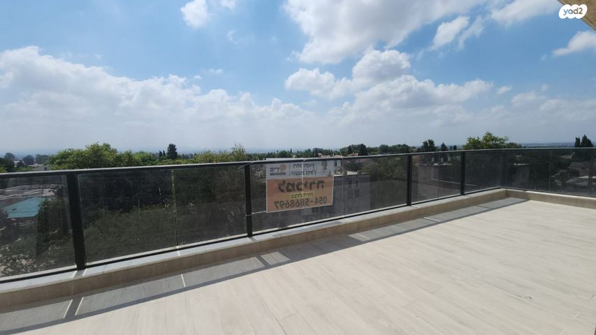 גג/ פנטהאוז, פרדס חנה כרכור